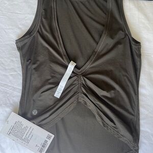 Lululemon deep stretch tank